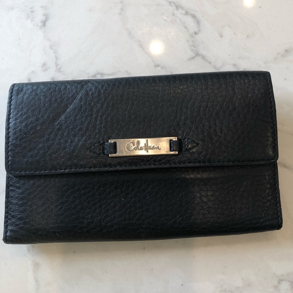COLE HAAN LEATHER BLACK WALLET